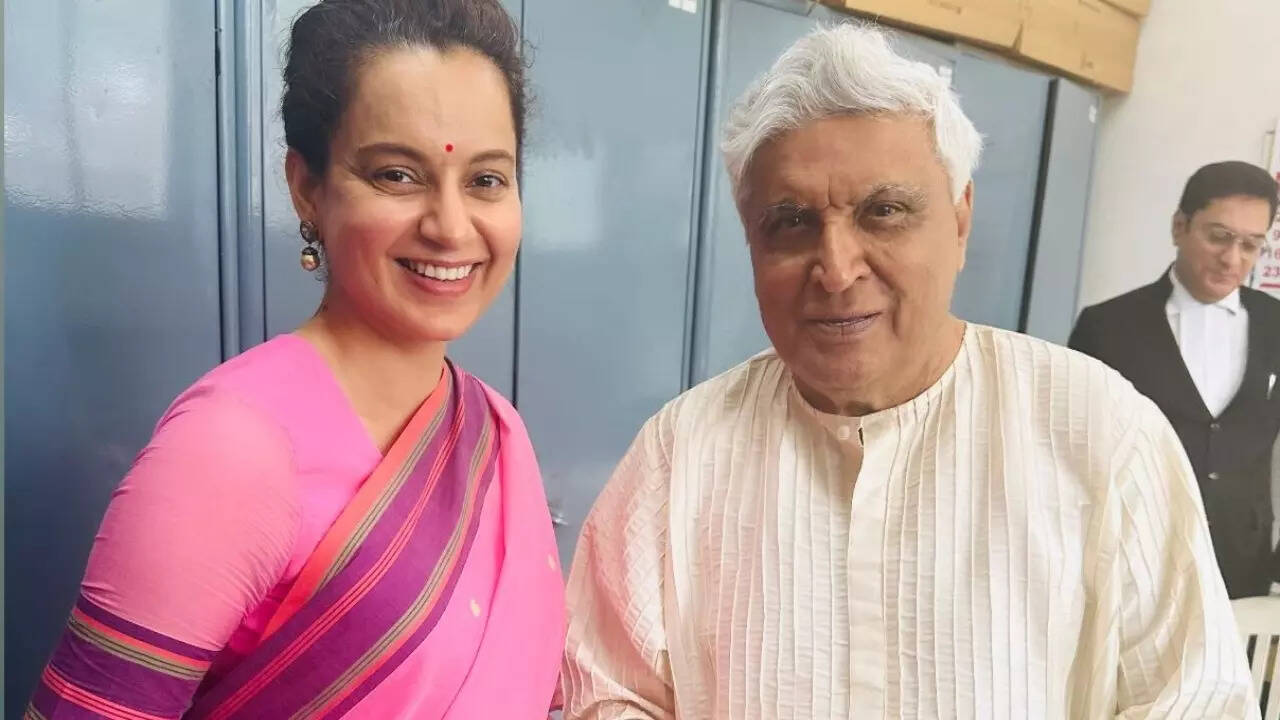 Kangana Ranaut-Javed Akhtar Legal Battle ENDS! Lyricist To Write Songs For Actress' Next Film