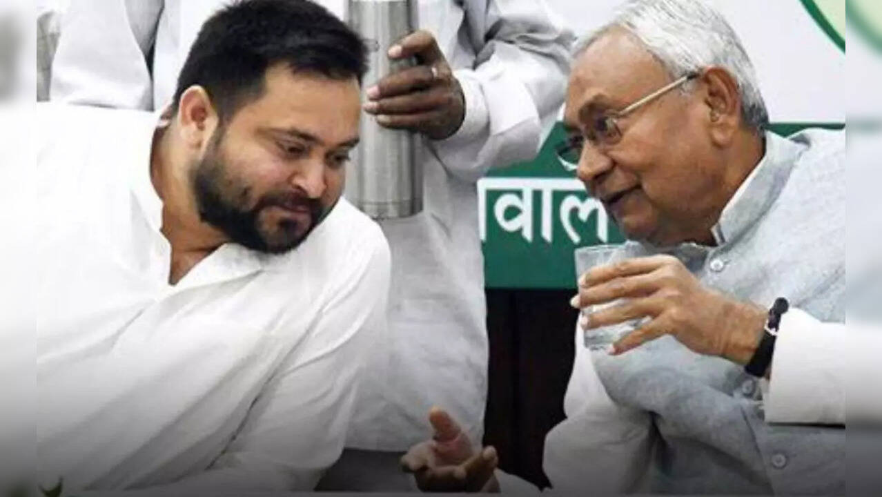 Tejashwi Yadav on Nitish Kumar
