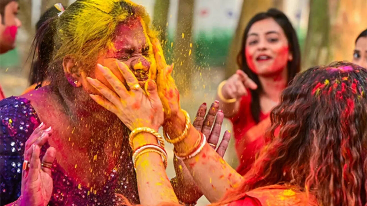 Holi 2025