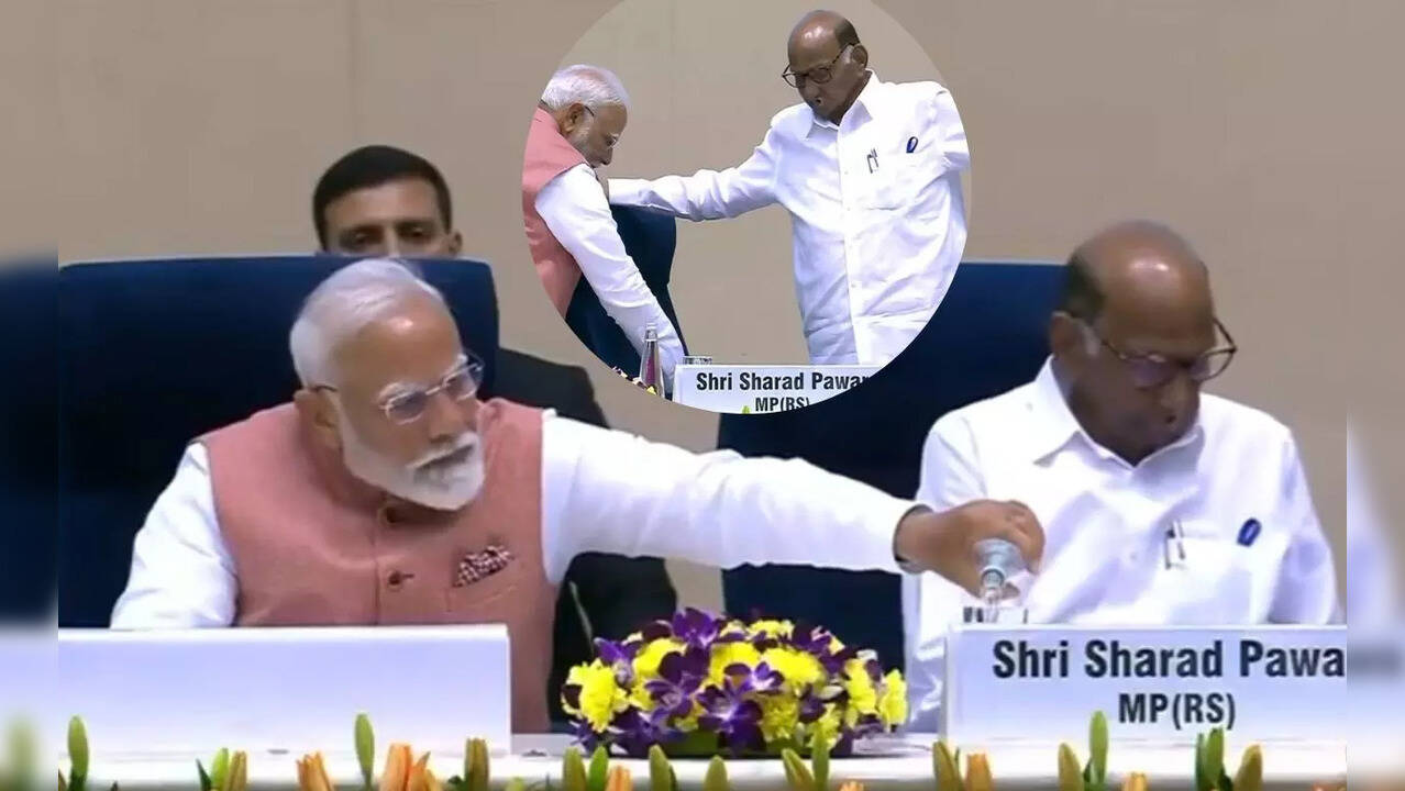 PM Modi Sharad Pawar Viral Video