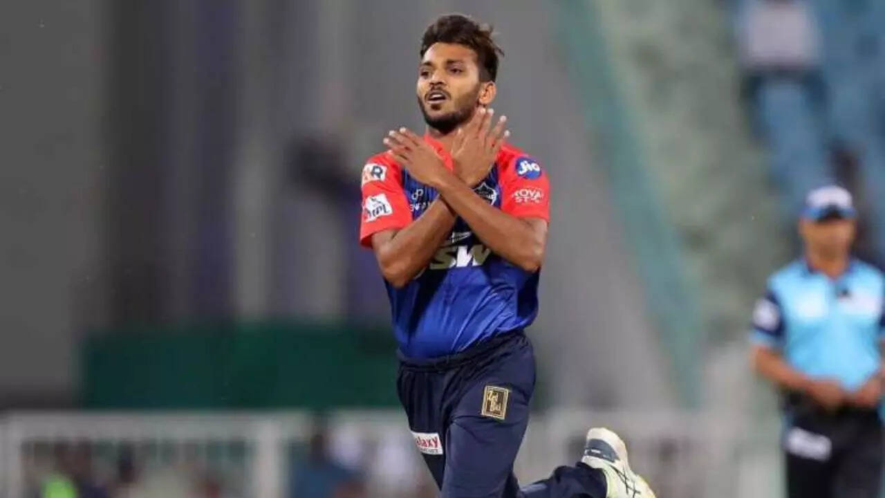 Umran Malik Ruled Out from Ipl 2025 Chetan Sakariya Replace Him For Kkr