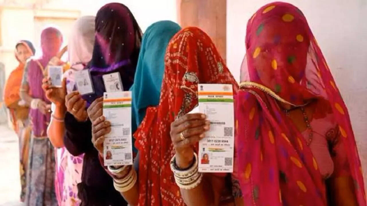 aadhaar card voter id card