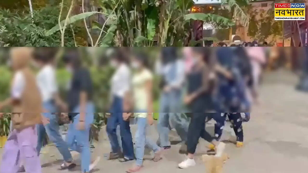 Sex racket busted in Delhi