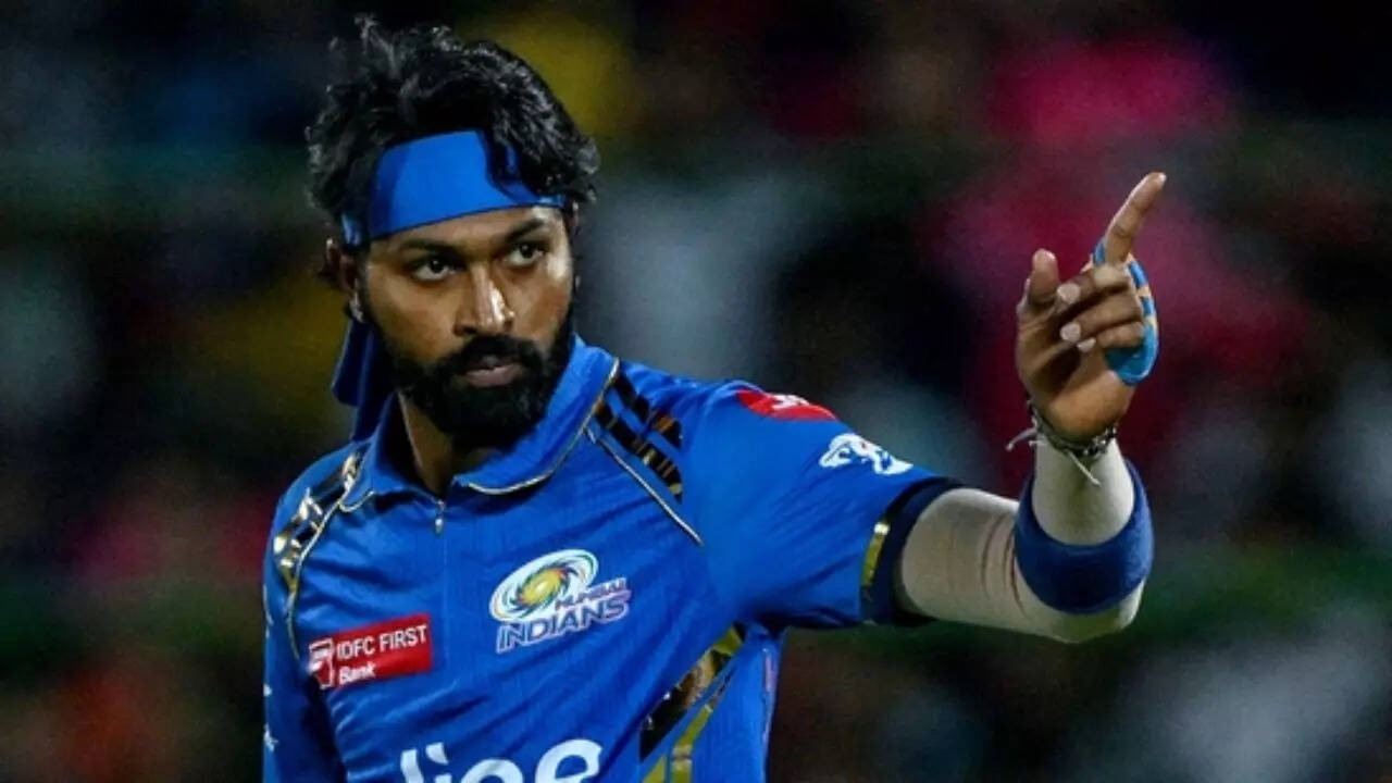 Hardik Pandya banned