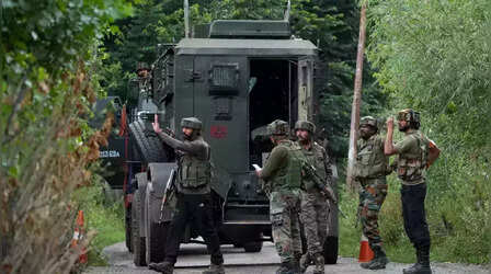 Jammu & Kashmir Encounter: ग्रेनेड-रॉकेट फायर से थर्राया कठुआ, सेना और आतंकवादियों के बीच मुठभेड़; 2 आतंकी ढेर 5 जवान घायल