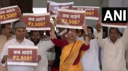 दिल्ली विधानसभा के बजट सत्र में हंगामा, कई 'AAP' विधायकों को सदन से किया गया बाहर