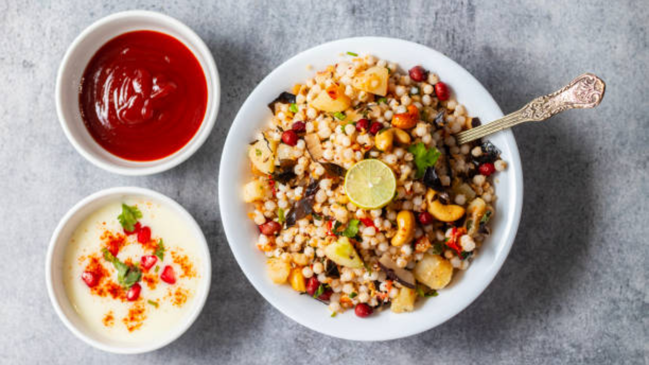 Foods To Add In Falahar During Navratri Fast In Hindi