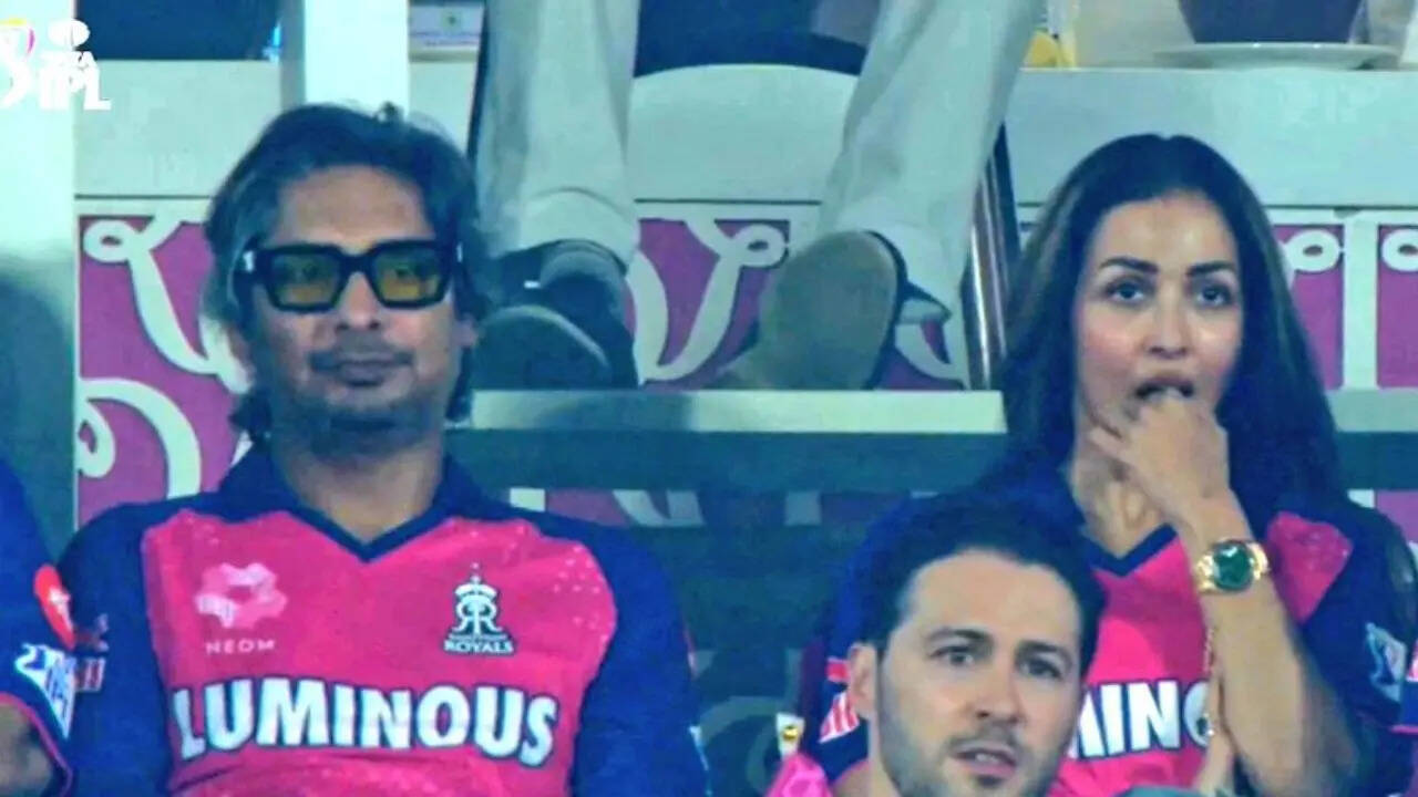 Malaika Arora Spotted with Kumar Sangakkara