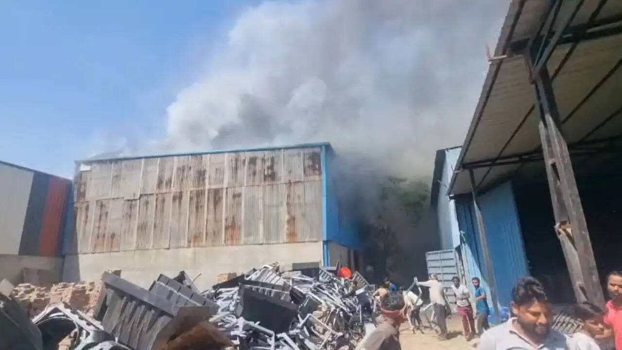 Noida Fire