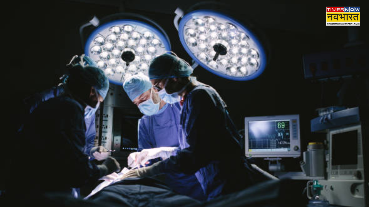 Doctor Operates ovary lump in Indore
