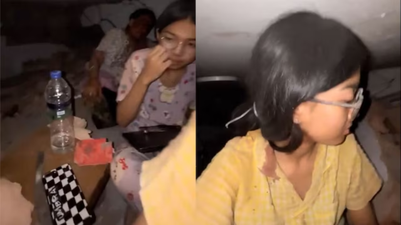 भूकंप के बाद फंसे लोग।