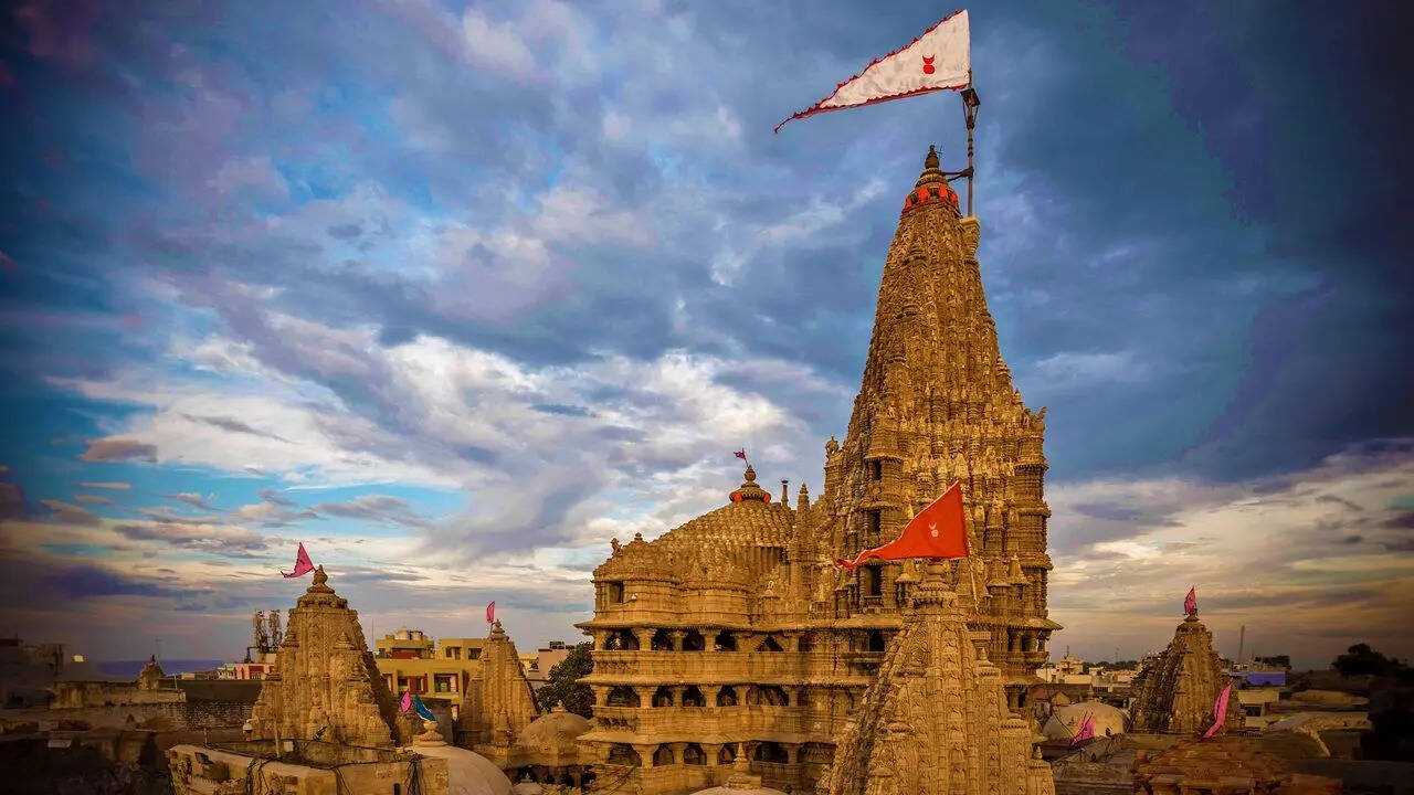 Dwarkadhish Temple Gujarat