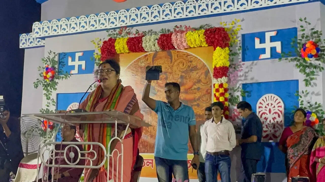 Locket Chatterjee