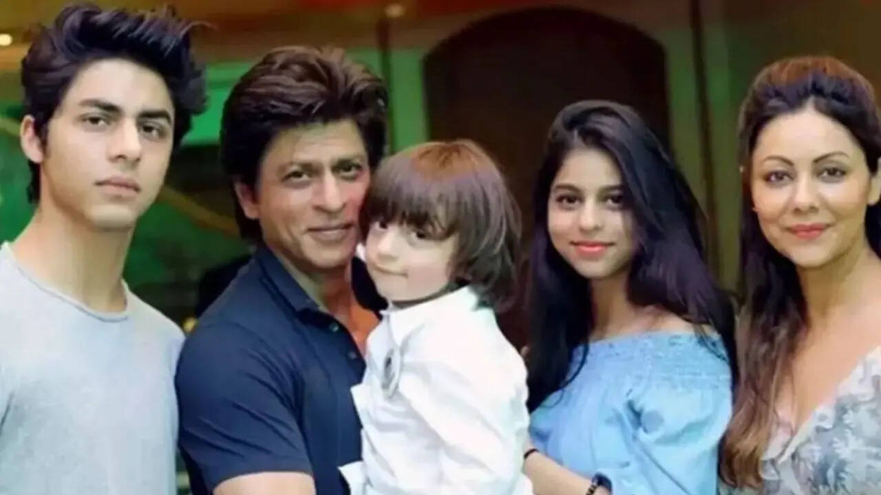 Shahrukh Khan Left Mannat House for Two Years
