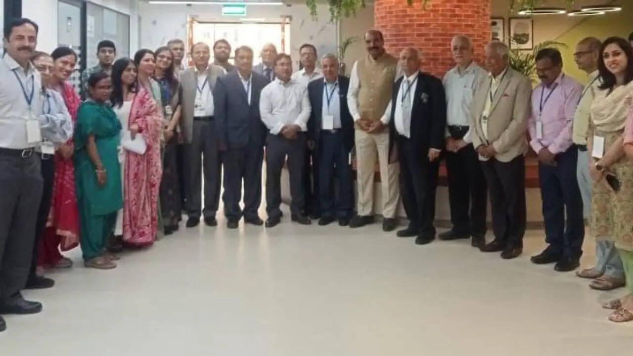sharda-university