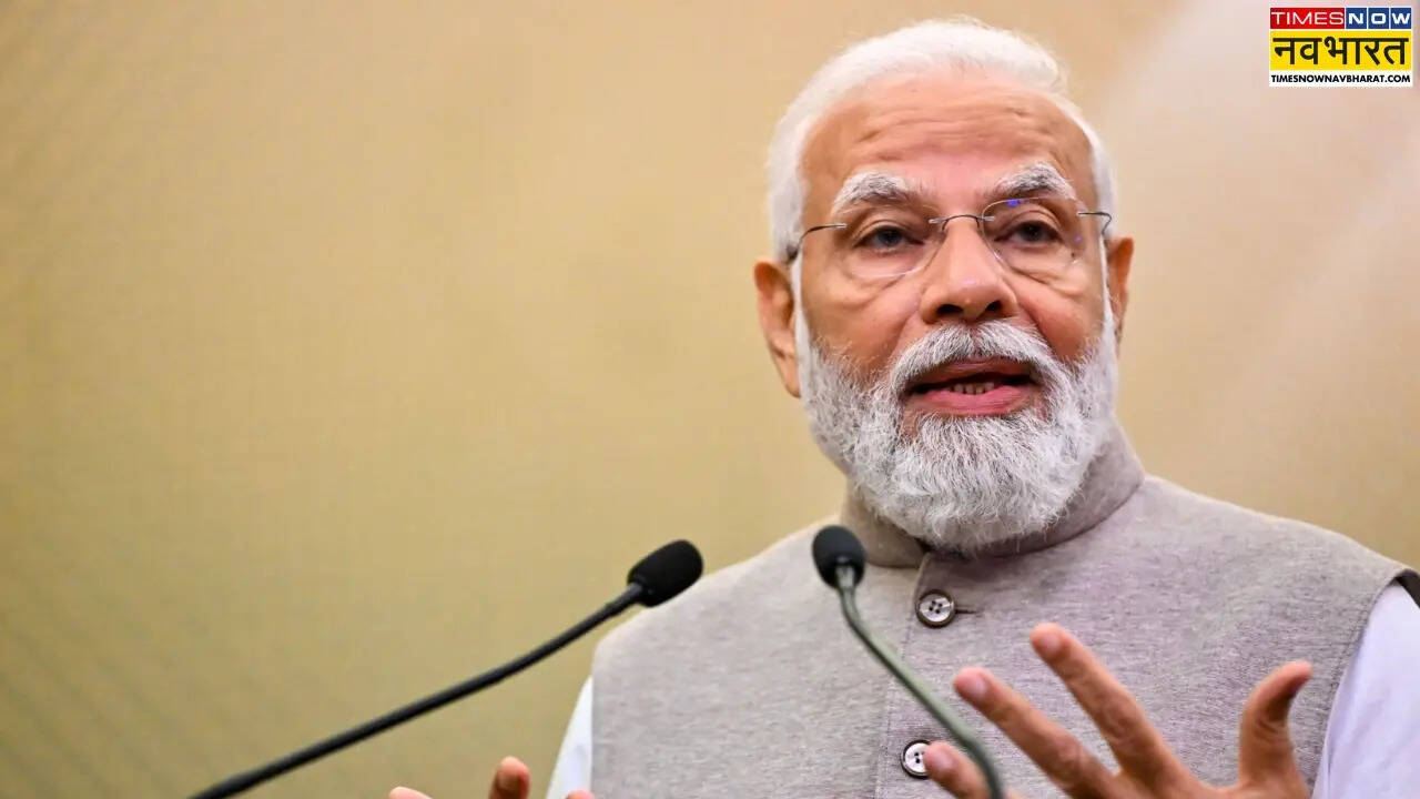 PM Modi blames congress for 27 years delay in navi mumbai airport