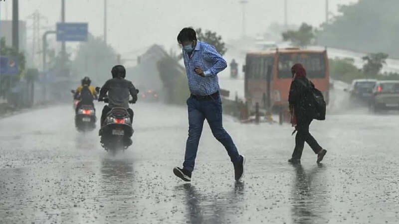 Delhi-Rain (1)