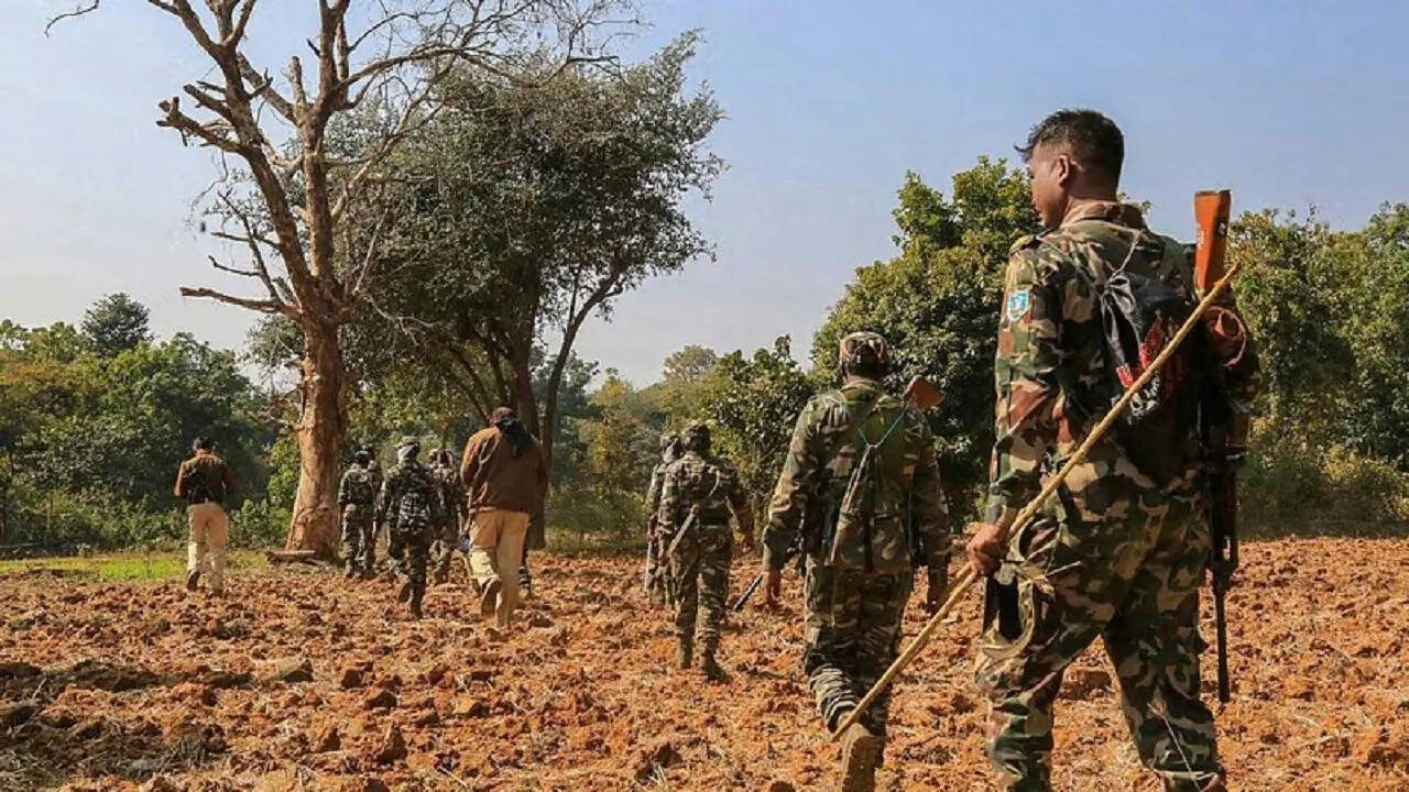 naxals killed