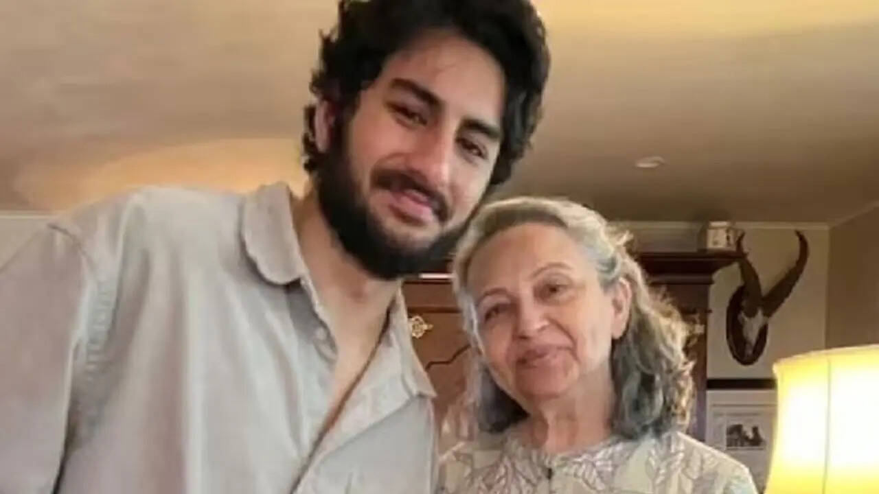 Sharmila Tagore Did'nt Like Ibrahim Ali Khan Naadaniyaan