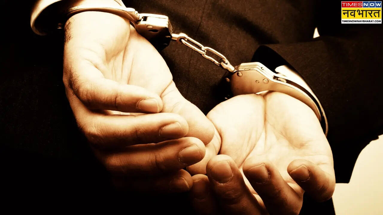 4 arrested for making fake crime scene reel