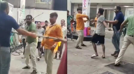 पेट्रोल पंप पर शिकायत करने लगा ग्राहक, कर्मचारियों ने बरसा दिए लाठी-डंडे, वायरल हुआ वीडियो