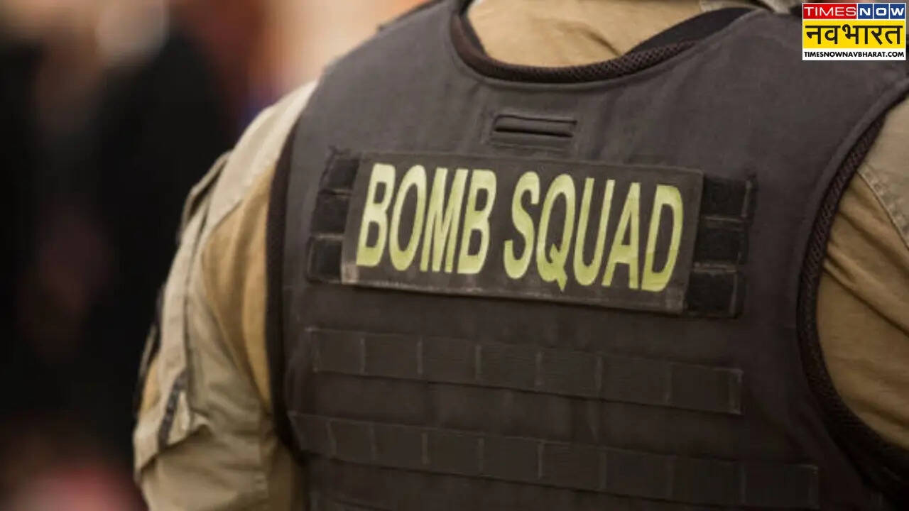 kawardha collector office bomb threat