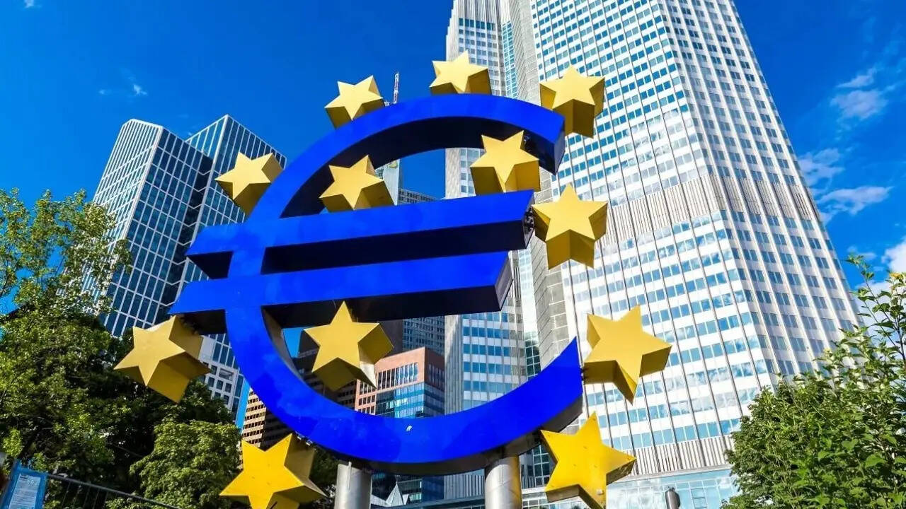 यूरोपीय केंद्रीय बैंक, ब्याज दर कटौती, ECB, आर्थिक वृद्धि, मुद्रास्फीति, यूरोजोन, व्यापार तनाव, ट्रंप शुल्क, यूरो मुद्रा