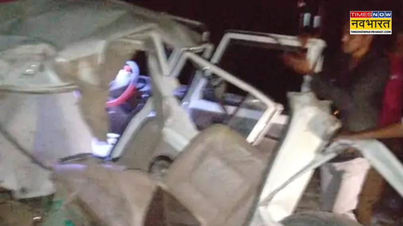 Jhansi Train-car Accident