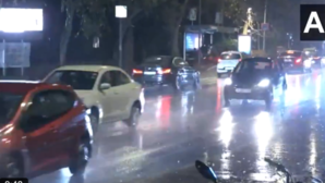 Delhi Rain दिल्ली में मौसम हुआ सुहावना तेज हवाओं के साथ बारिश शुरू कल भी जमकर बरसेंगे मेघ