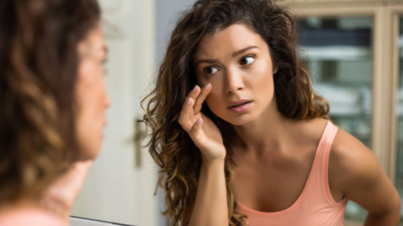 Eye Swelling Causes In Hindi
