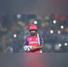 IPL 2025 राजस्थान रॉयल्स को लगा बड़ा झटका आरसीबी के खिलाफ मैच से बाहर हुए संजू सैमसन