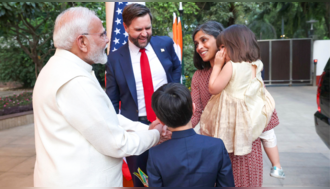 यूएस उप-राष्ट्रपति ने की पीएम से मुलाकात, अहम मुद्दों पर चर्चा के बाद पहुंचे जयपुर, जेडी वेंस बोले- मोदी एक महान नेता