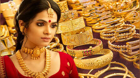 Gold Price: आखिर इतना महंगा कैसे हुआ सोना, क्या आम इंसान से हो जाएगा दूर? ये है असली की पहचान, डिटेल में जानिए सबकुछ