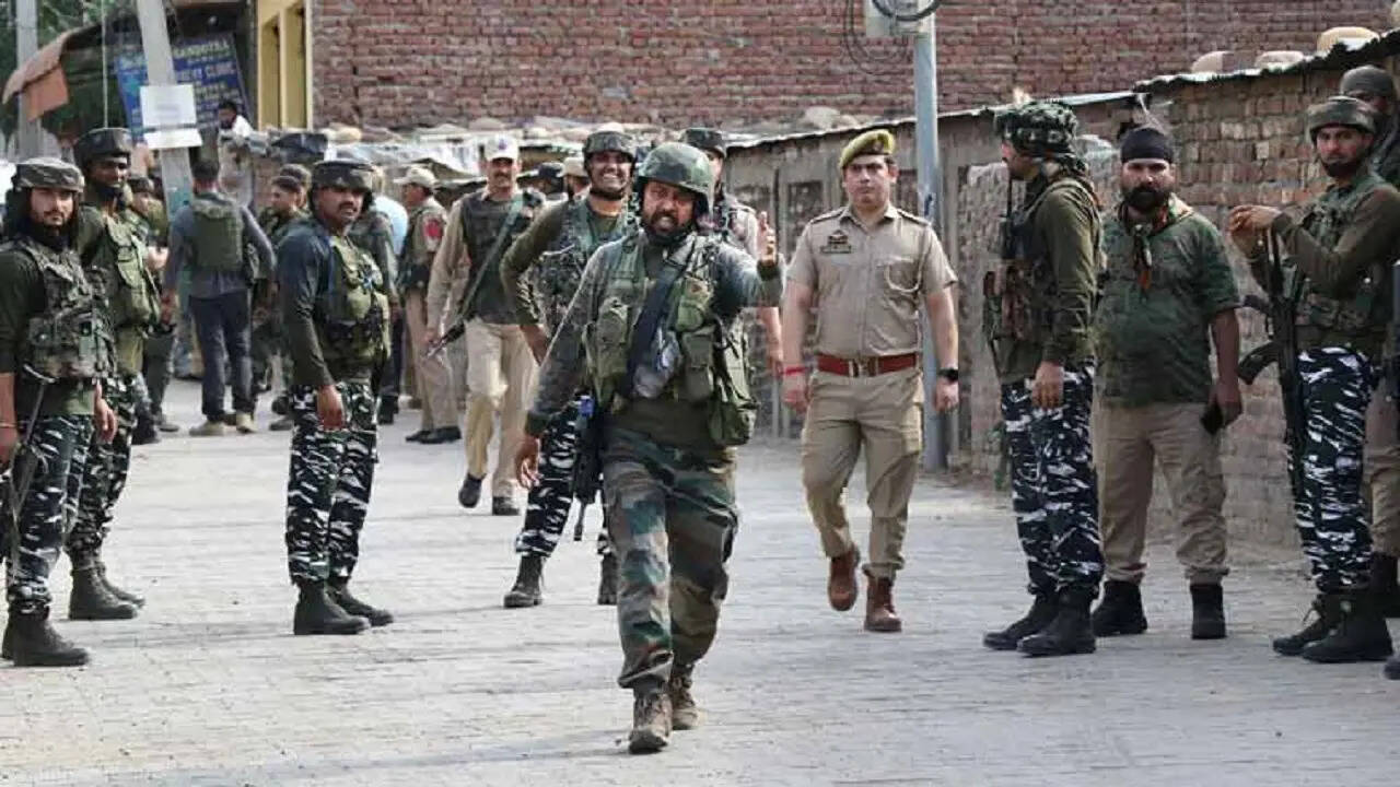 kashmir encounter pti