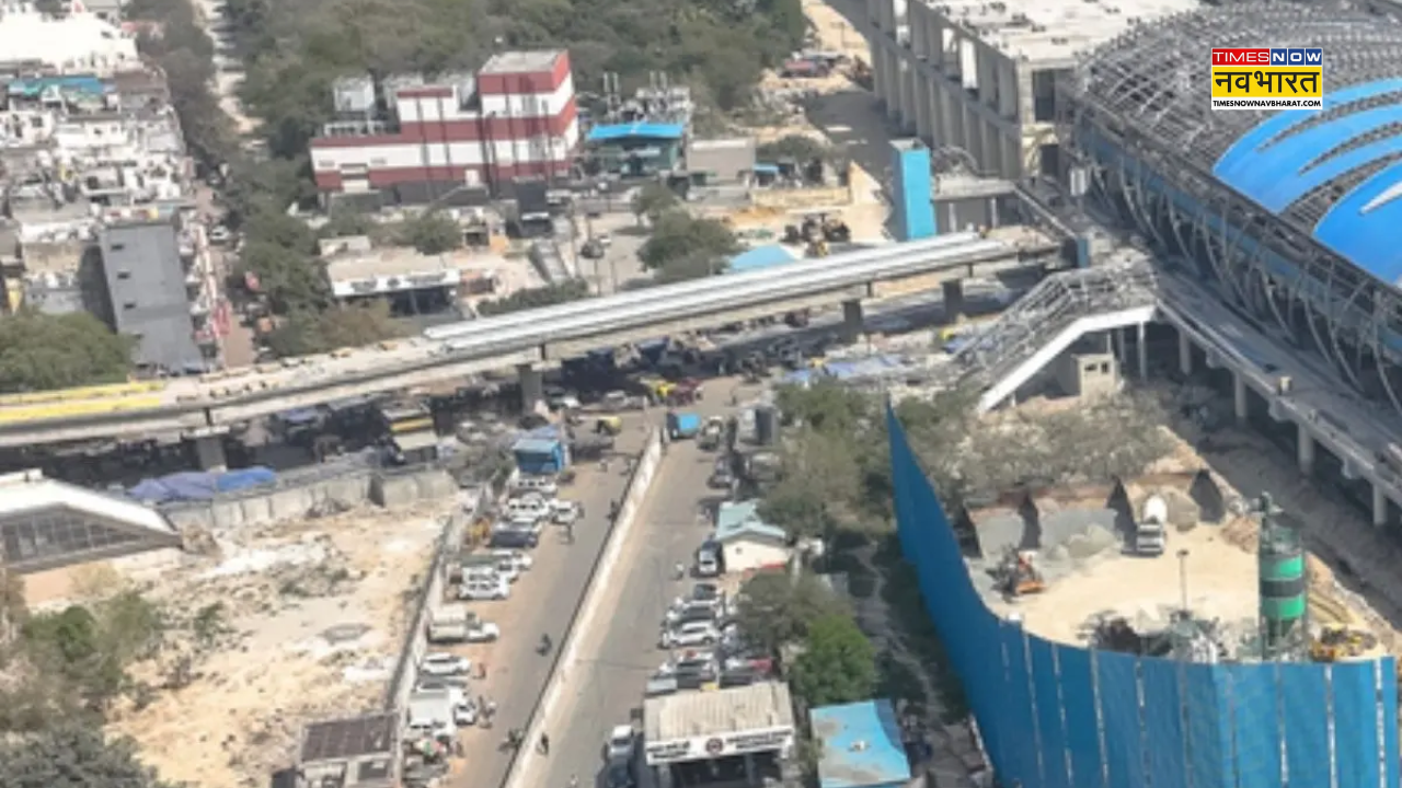 Sarai Kale Khan station FOB completed
