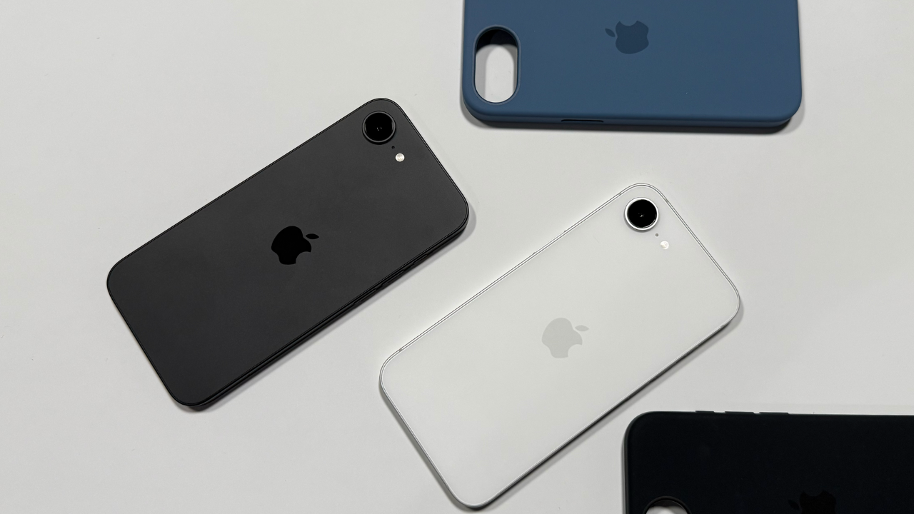 iPhone 16e