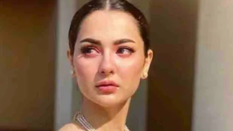 PAK actress Hania Aamir