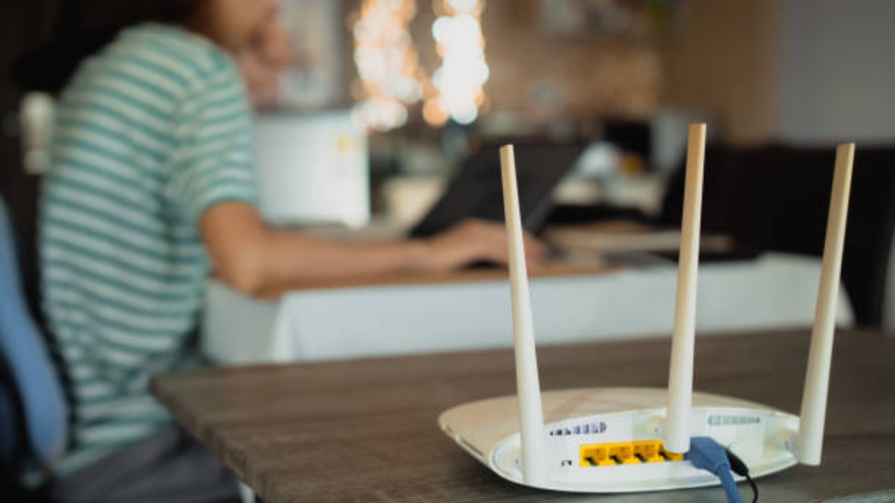 India's broadband subscribers