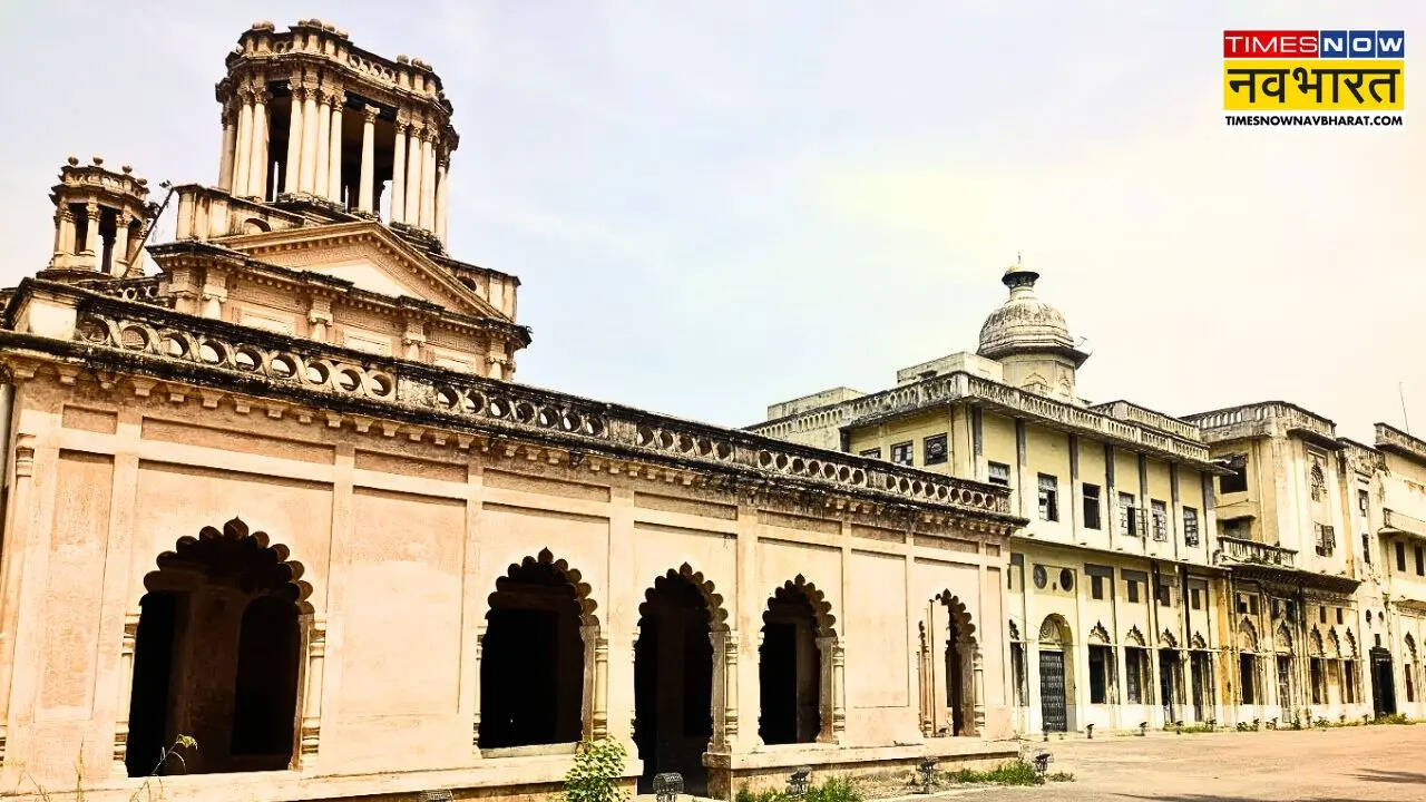 Chhatar Manzil in Lucknow will soon become a heritage hotel