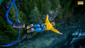 Types of Bungee Jumping बंजी जंपिंग कितने प्रकार की होती है एडवेंचर के शौकीन लोग जान लें