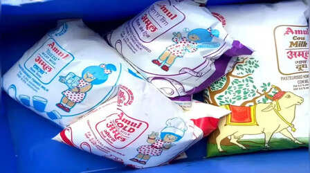 Amul Milk Price: मदर डेयरी के बाद अमूल ने भी दूध के दाम बढ़ाए, नई कीमत एक मई से होगी लागू