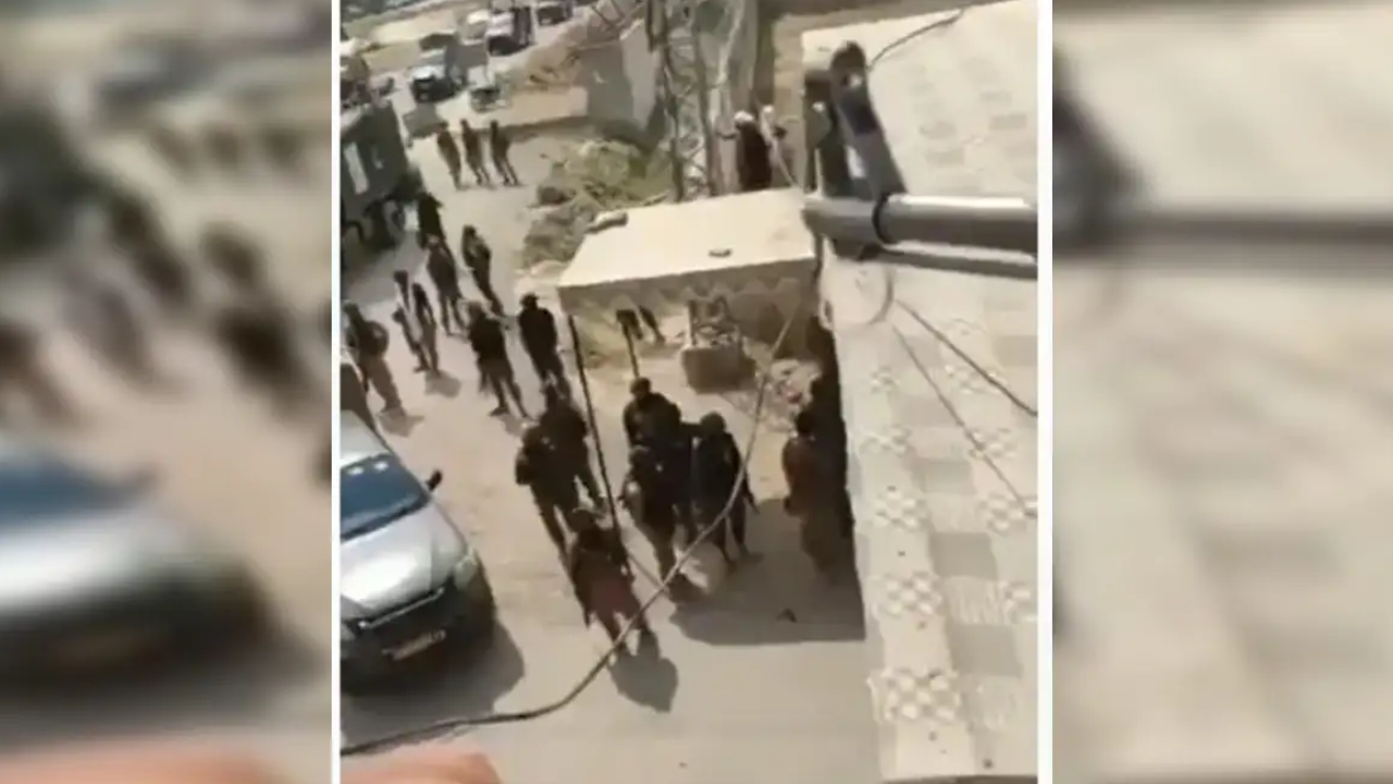 Pak Army vs police