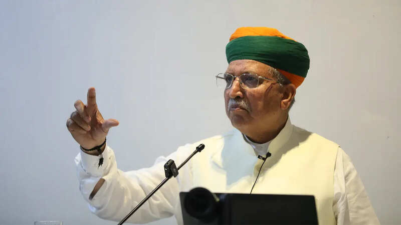 Shri Arjun Ram Meghwal Inaugurates International Conference at Bennett University