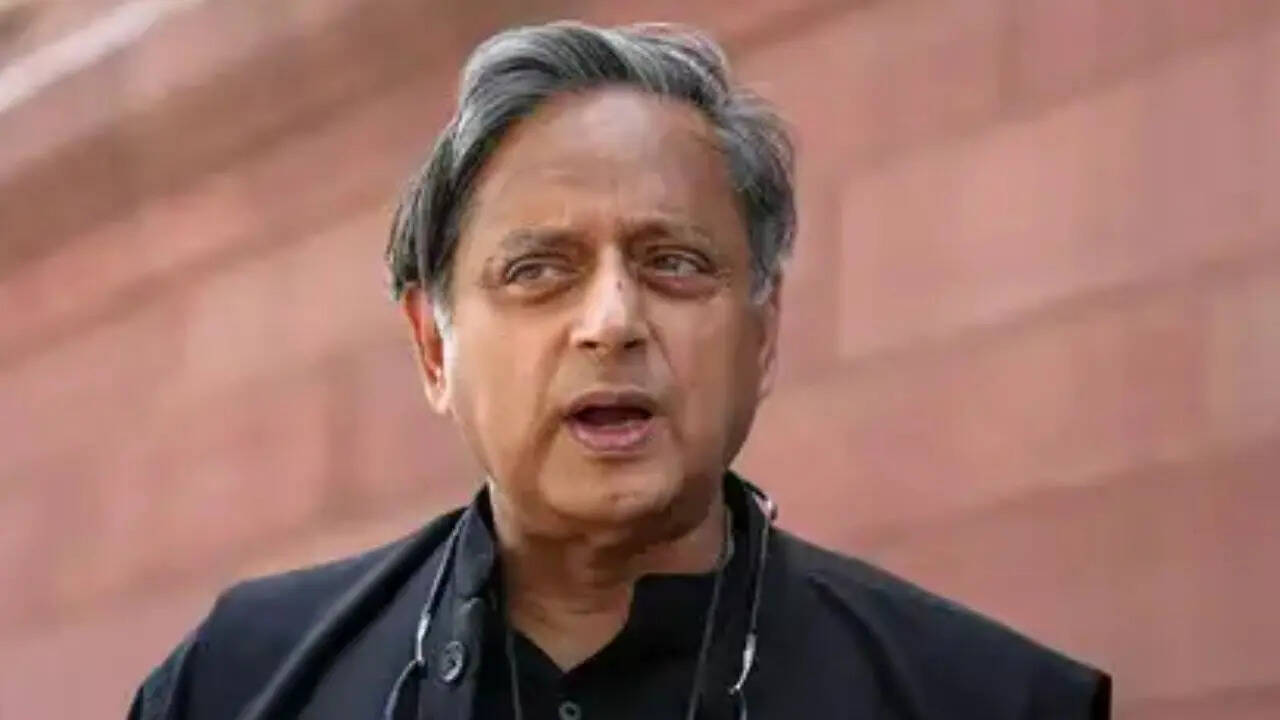 Shashi Tharoor praised Operation Sindur