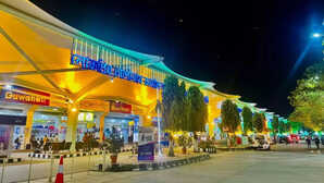 Guwahati Airport फिर शुरू हुआ गुवाहाटी एयरपोर्ट यात्रियों से समय से पहले पहुंचने की अपील