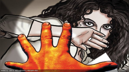 चलती कार में हैवानियत... एक युवती के साथ गैंगरेप, दूसरी को गाड़ी से फेंका; मुठभेड़ में तीनों आरोपी अरेस्ट