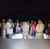 Hardoi Boat Accident रामगंगा नदी में नाव पलटने से 7 लोग डूबे चार को लोगों को बचाया गया 3 बच्चे लापता