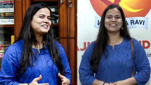 पिता पुलिस में दरोगा और बेटी बनेगी कलेक्टर UPSC में पहली रैंक लाकर गाड़ दिया झंडा