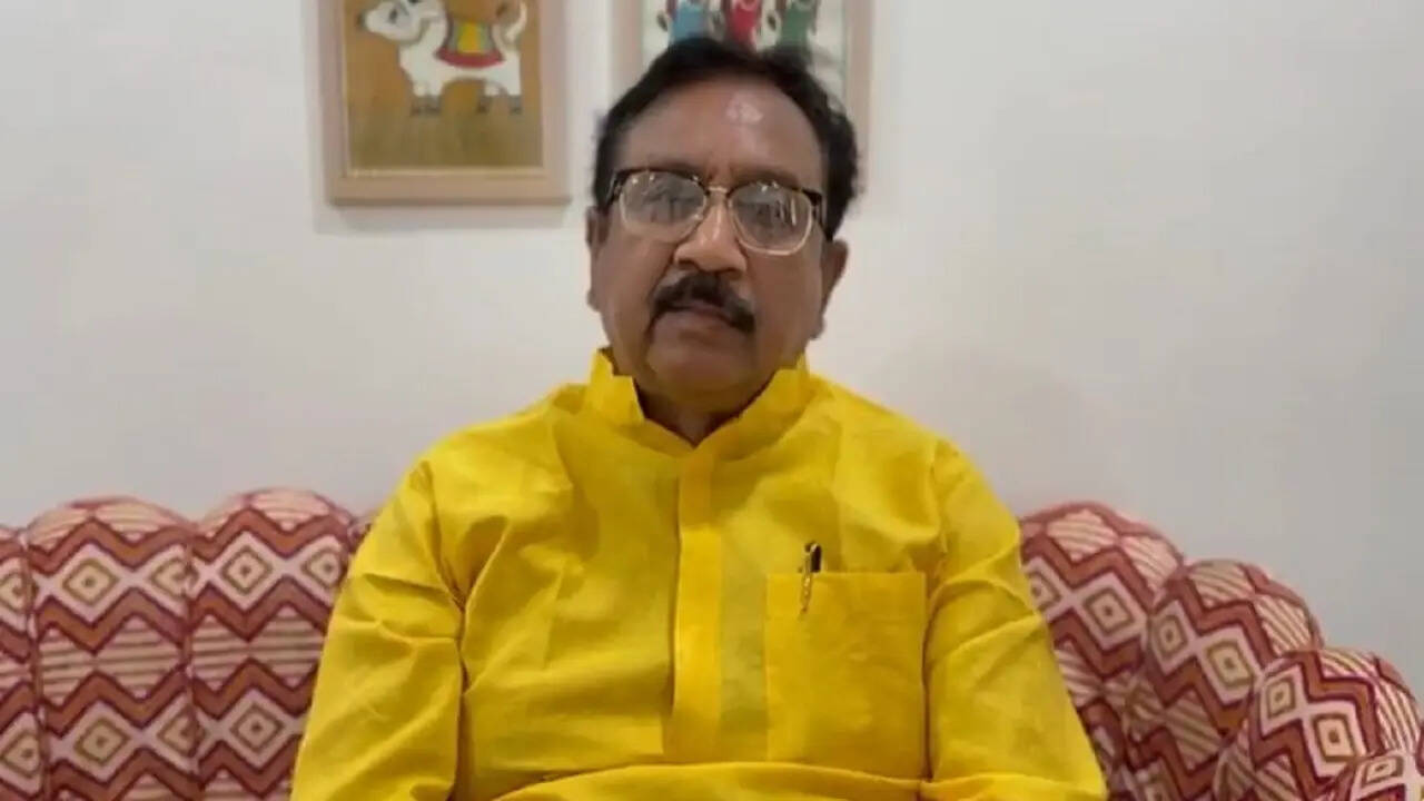 Minister Vijay Shah