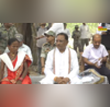 सुकमा-दंतेवाड़ा बॉर्डर पर आयोजित चौपाल में पहुंचे CM विष्णु देव साय गदगद हुए ग्रामीण खास तरीके से किया स्वागत